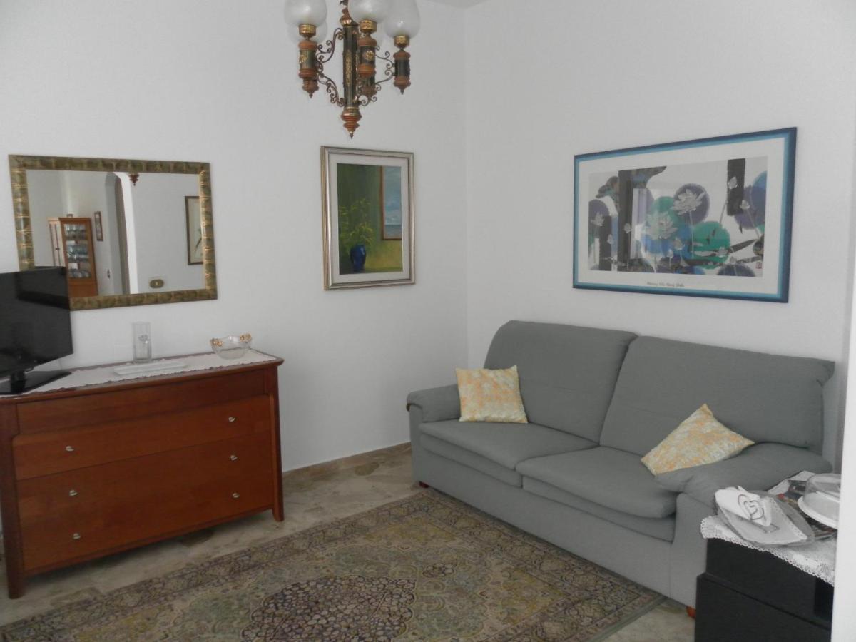 Donna Rosa Apartment ฟรานคาวิลลา อัลมาเร ภายนอก รูปภาพ