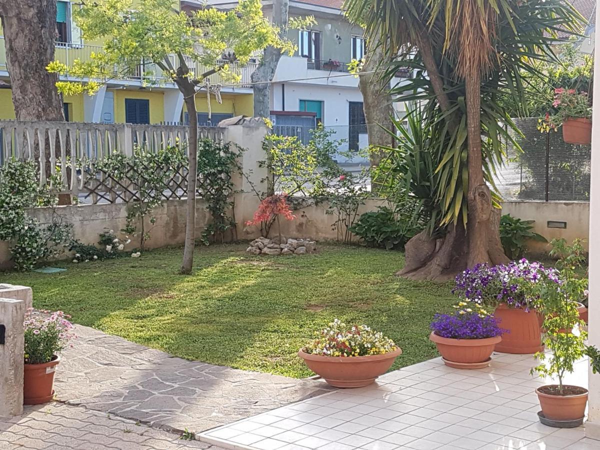 Donna Rosa Apartment ฟรานคาวิลลา อัลมาเร ภายนอก รูปภาพ