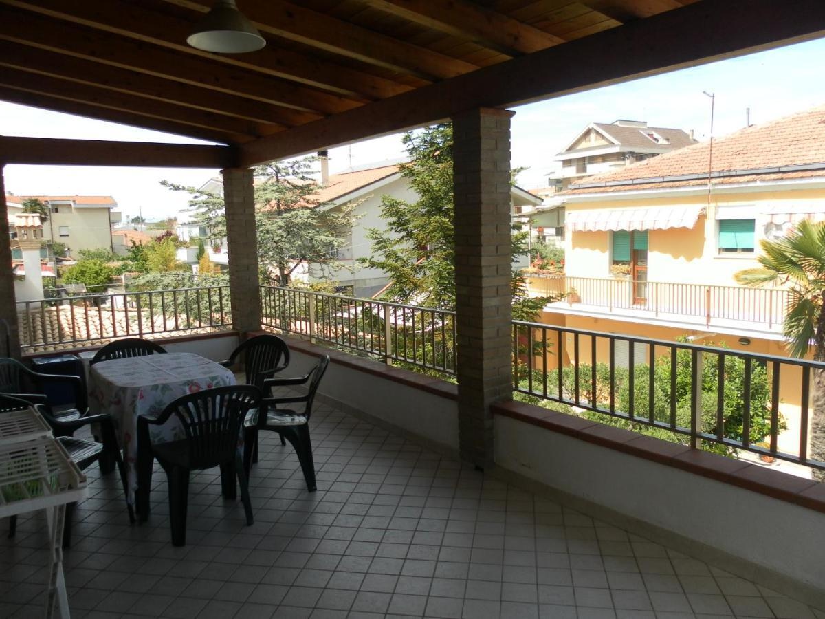 Donna Rosa Apartment ฟรานคาวิลลา อัลมาเร ภายนอก รูปภาพ